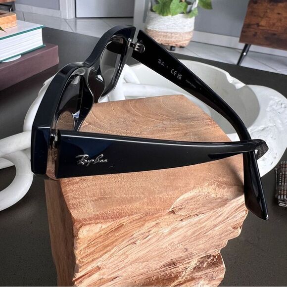 RAY-BAN ZENA BIO-BASED Frame Polished Black Dark Grey Lenses - Picture 3 of 9